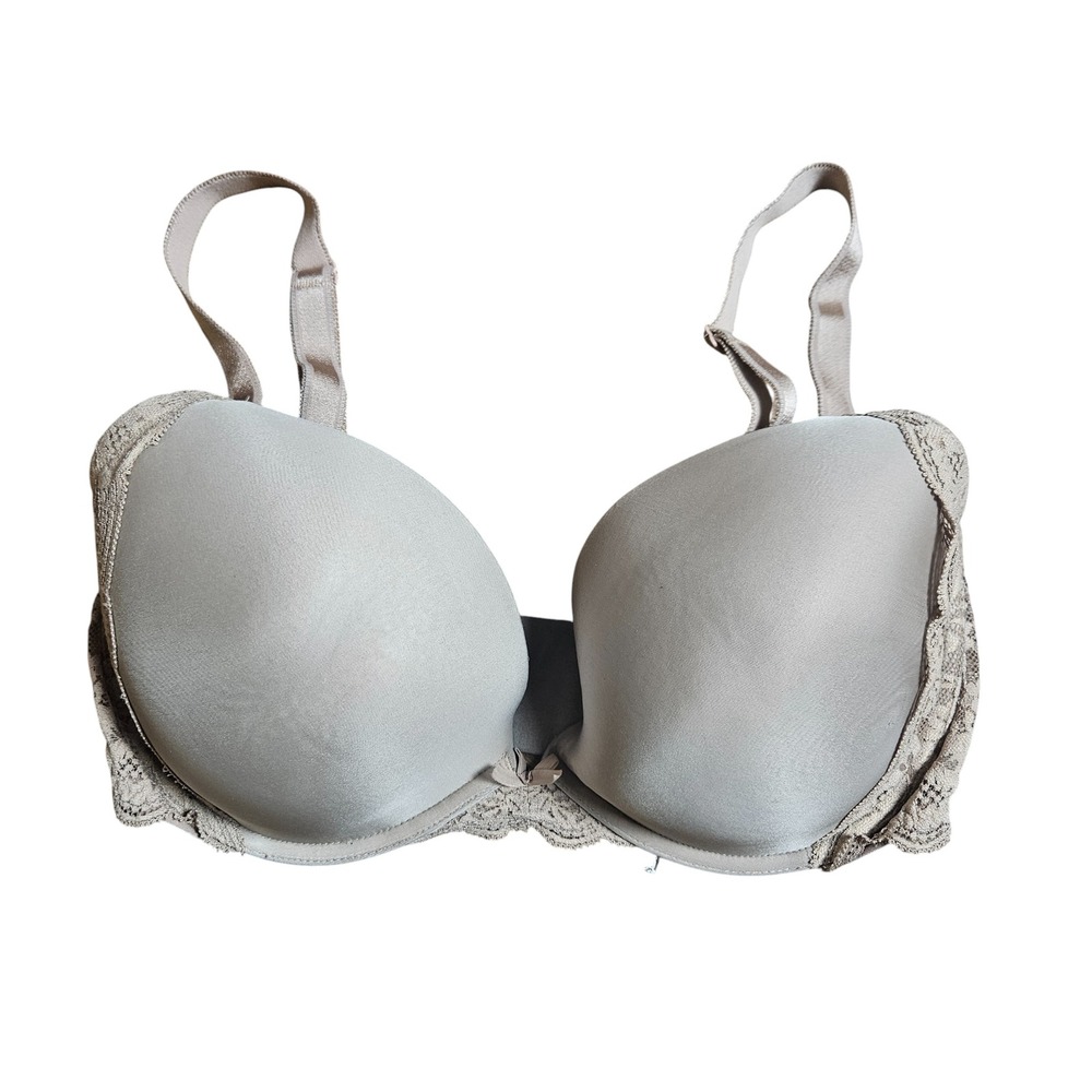 Victoria's Secret Lace Trim Plunge Underwire Bra 34DDD Nude Adjustable‎ Strap